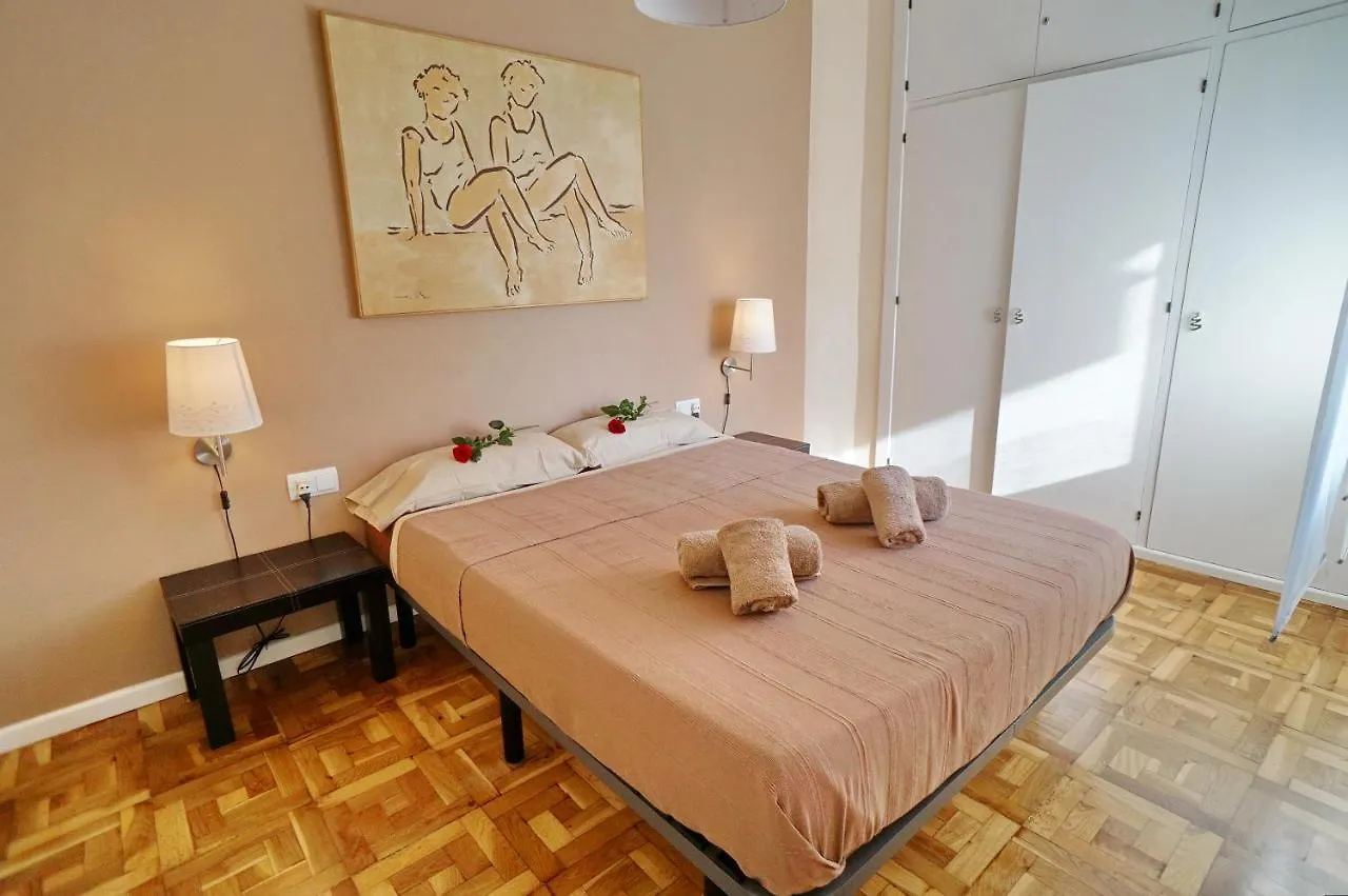 Apartmán Barcelona4Seasons - Sagrada Familia 0*, Barcelona